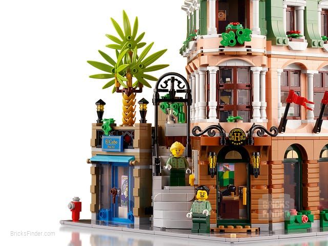 LEGO 10297 Boutique Hotel Image 2