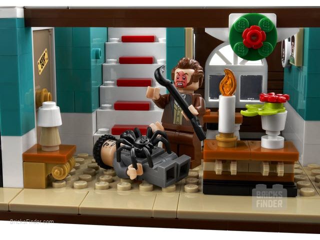 LEGO 21330 Home Alone Image 2