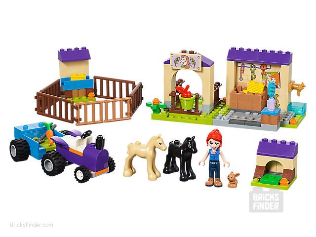 LEGO 41361 Mia's Foal Stable Image 1