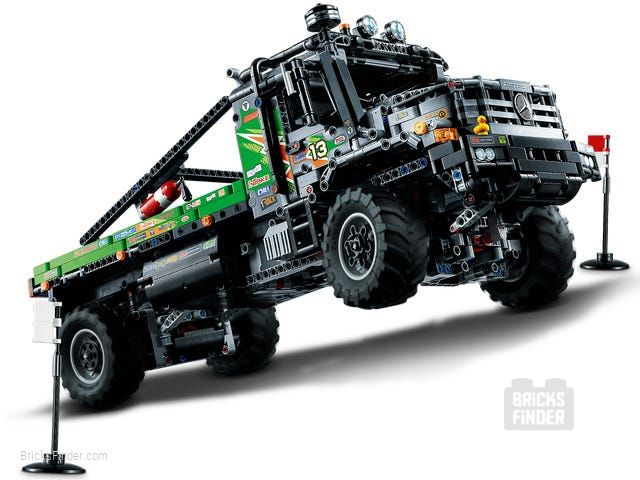 LEGO 42129 4x4 Mercedes-Benz Zetros Trial Truck Image 2