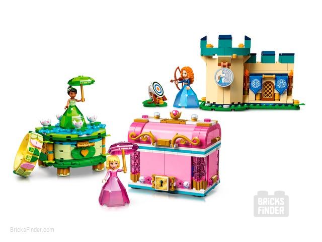 LEGO 43203 Aurora, Merida and Tiana’s Enchanted Creations Image 1
