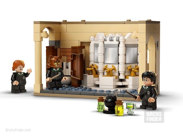 LEGO 76386 Hogwarts: Polyjuice Potion Mistake Image 2