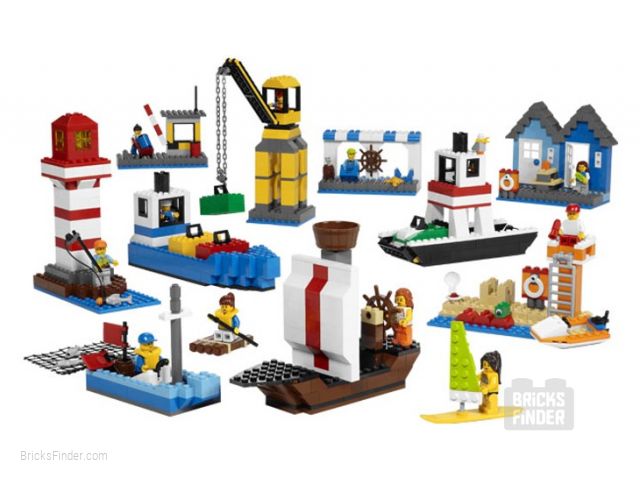 LEGO 9337 Harbour Set Image 1